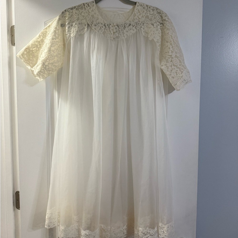 Vintage Shadowline White Nylon Peignoir 1950s Lace Trim